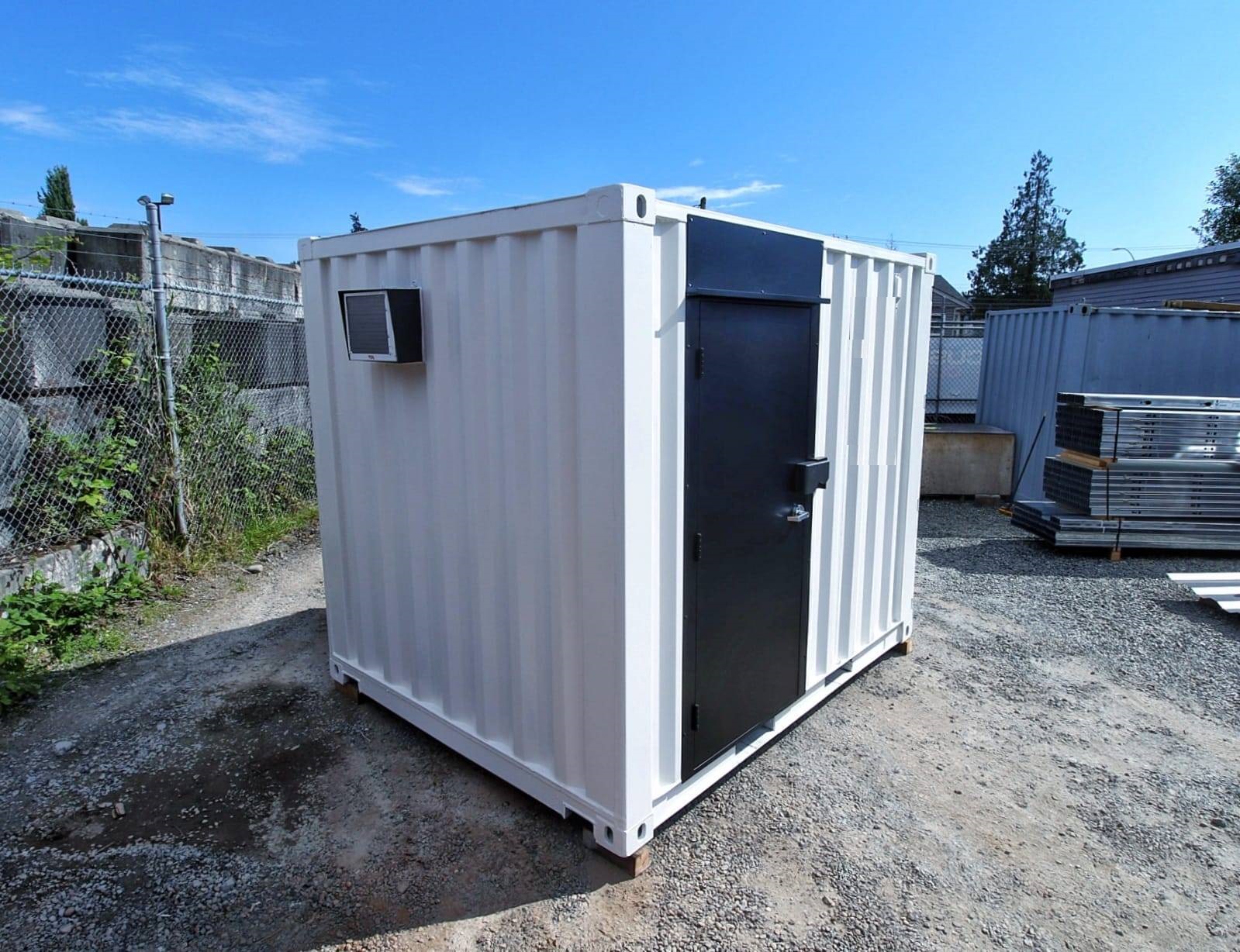 &ldquo;Projector Room&rdquo; for a Drive-in Movie Theatre - Port Shipping Containers