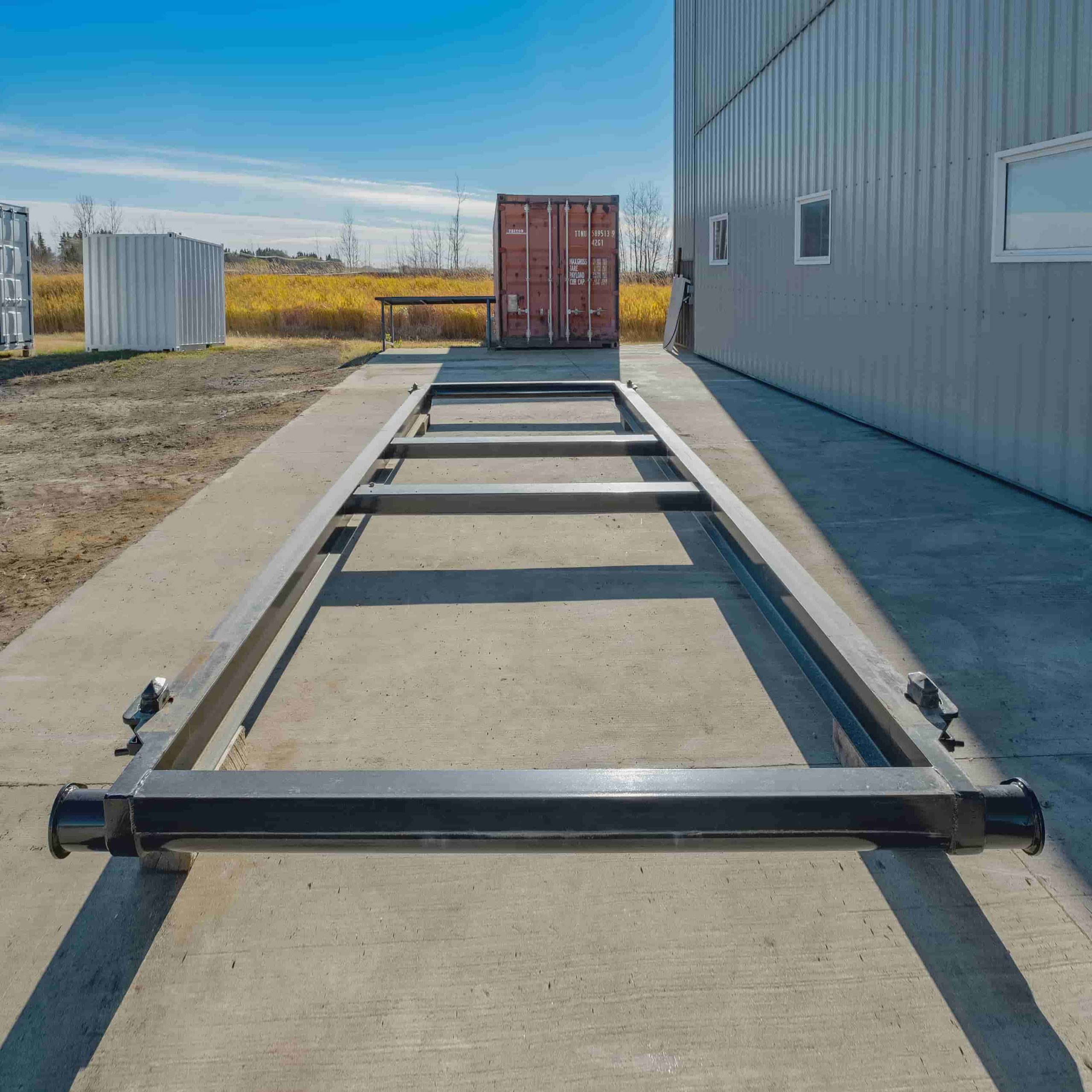 20&rsquo; Skid w/ Twist locks &ldquo;Non Grated&rdquo; - Port Shipping Containers